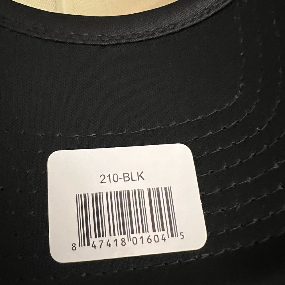 ‎NWOT Red Devil Cheat Death SnapBack trucker hat. - Picture 6 of 6